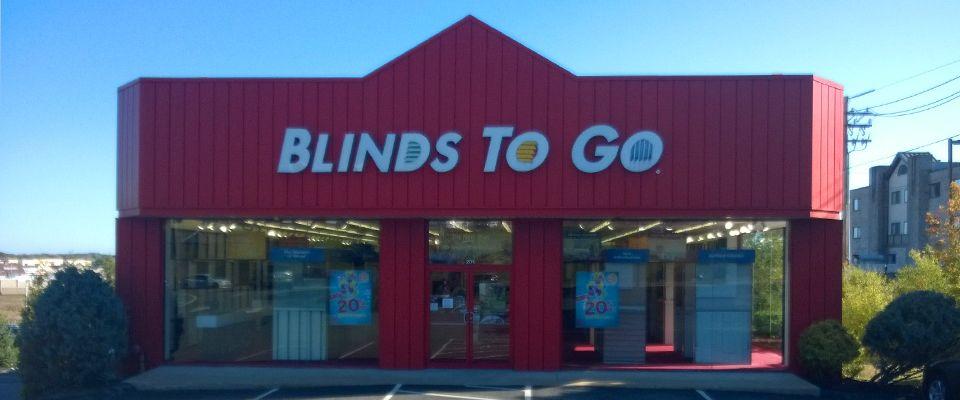 An image of the Blinds To Go Peabody showroom, which services the Peabody, Beverly, and Danvers areas.