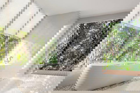 Gain Easy Access to Hard to Reach Windows Gain Easy Access to Hard to Reach Windows
