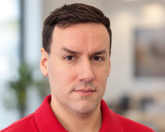 Manager Photo
