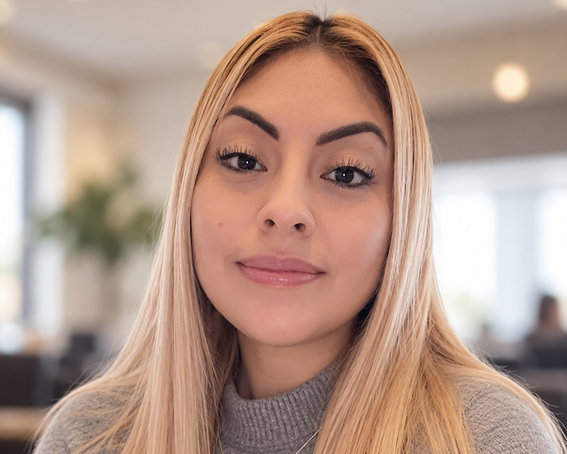 Manager Photo