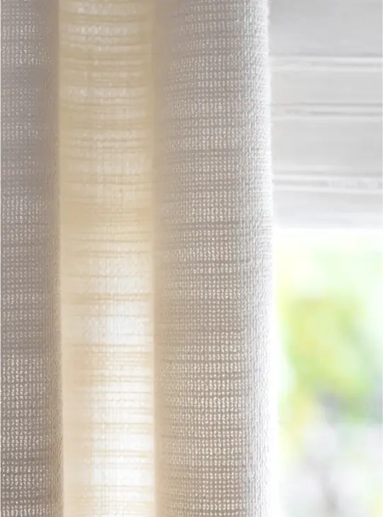 Motorized drapery curtain