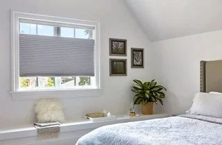 Maximize Flexibility With<br> Top-Down Bottom-Up Shades Maximize Flexibility With<br> Top-Down Bottom-Up Shades